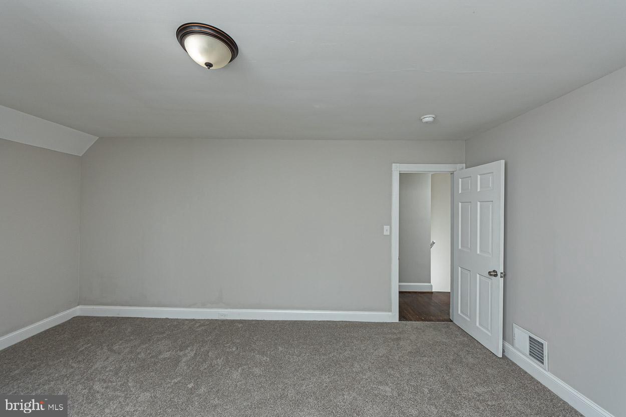 310 Eastway Ct