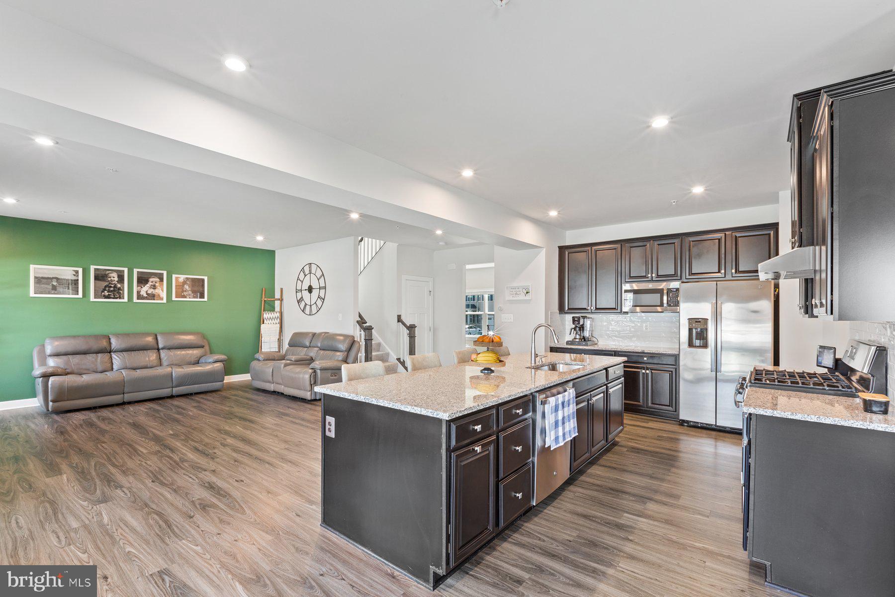 6720 Serviceberry Dr