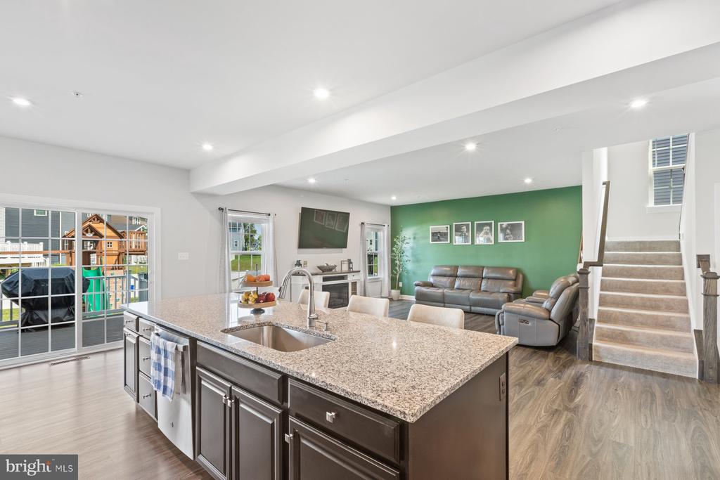 6720 Serviceberry Dr