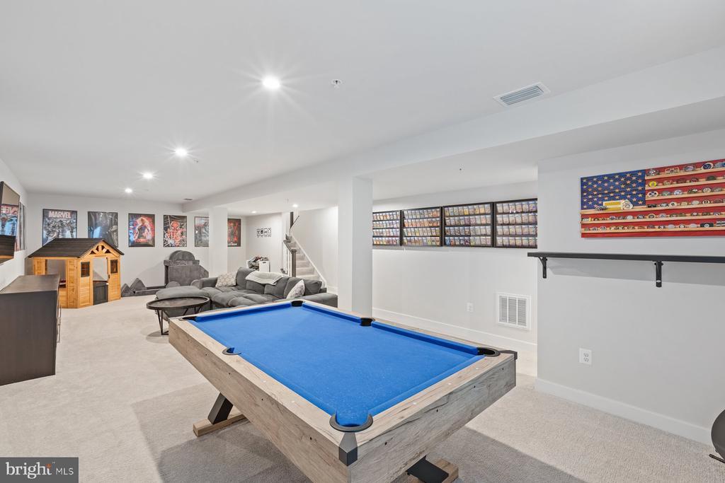6720 Serviceberry Dr