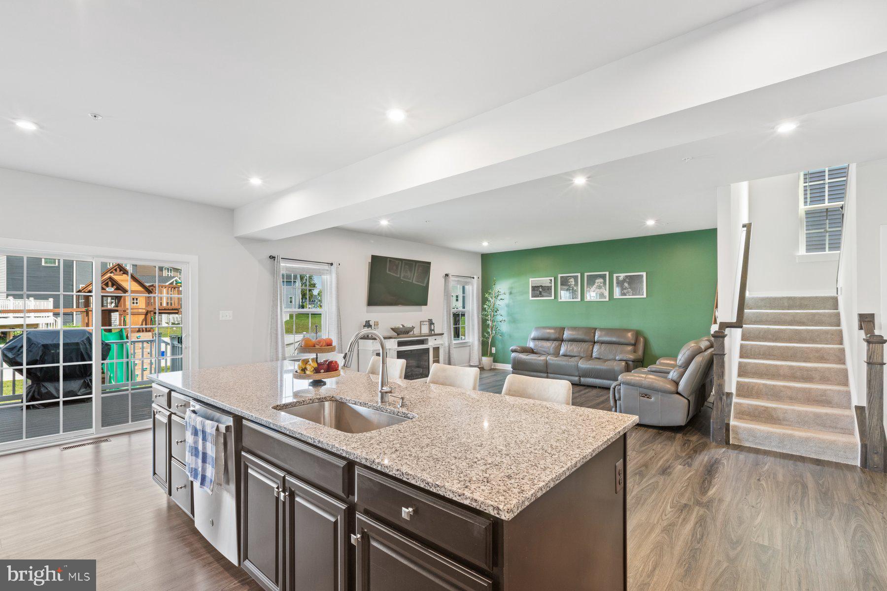 6720 Serviceberry Dr