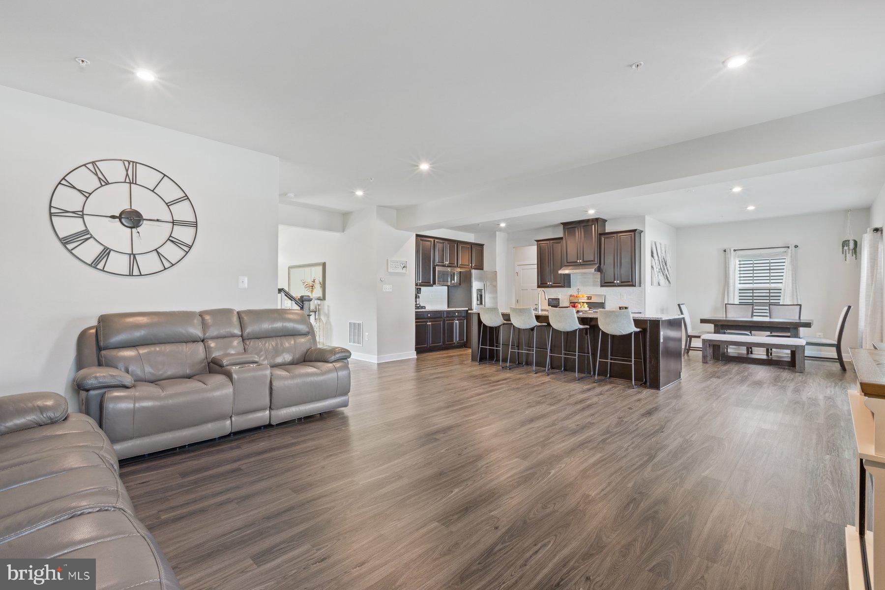6720 Serviceberry Dr