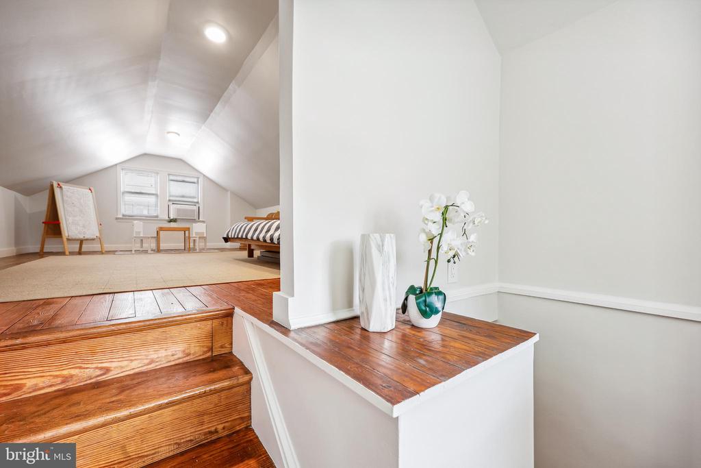 8904 Colesville Rd