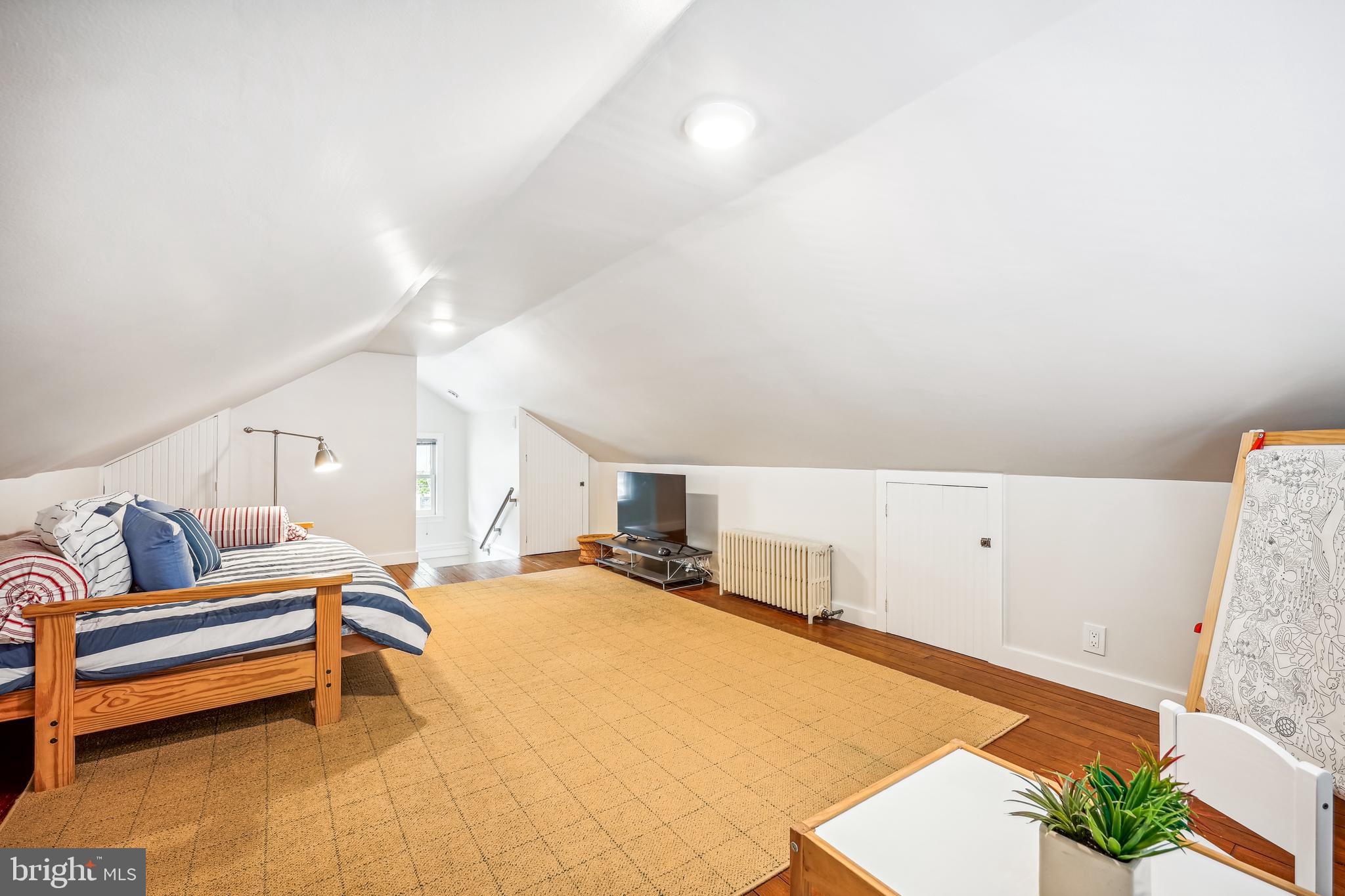 8904 Colesville Rd