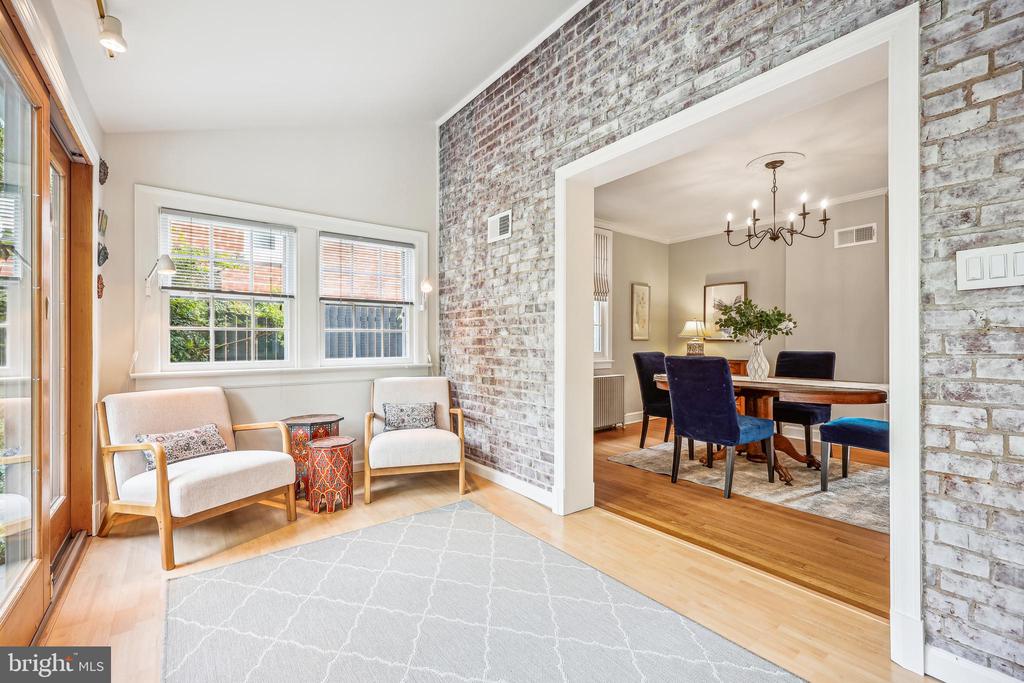 8904 Colesville Rd