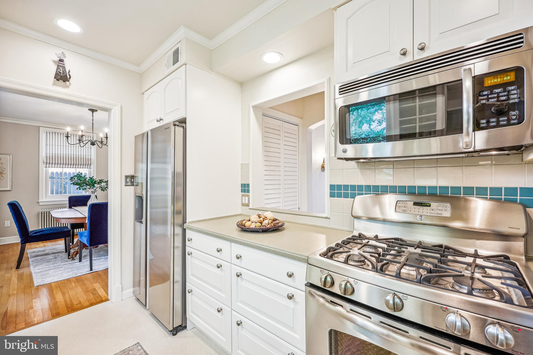 8904 Colesville Rd