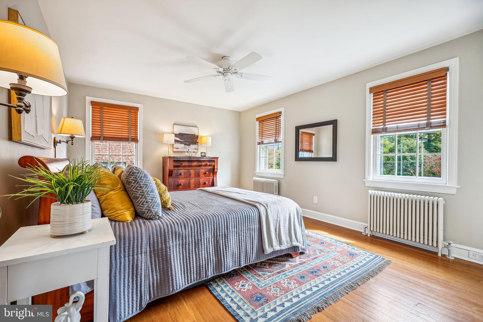 8904 Colesville Rd