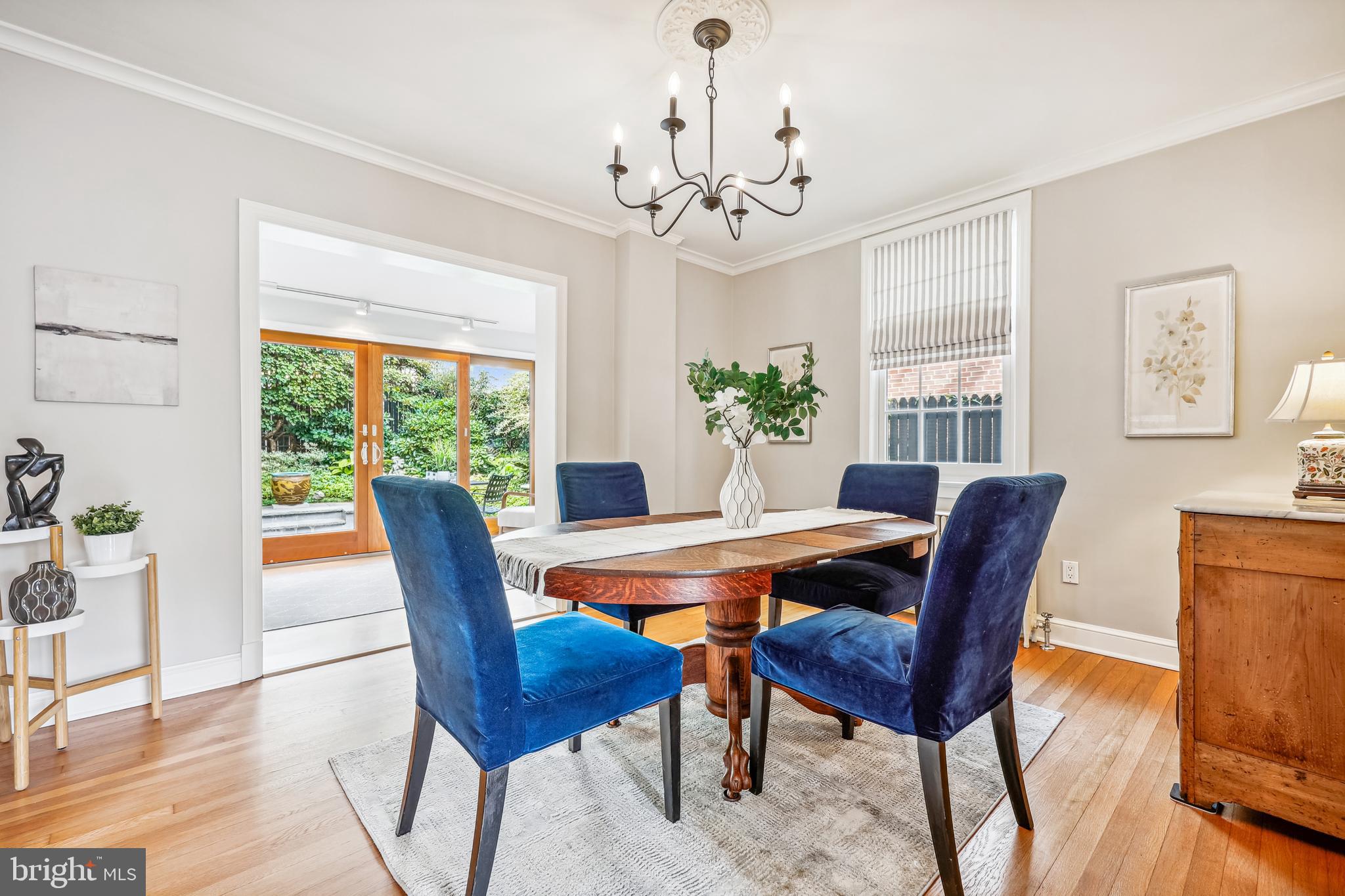 8904 Colesville Rd