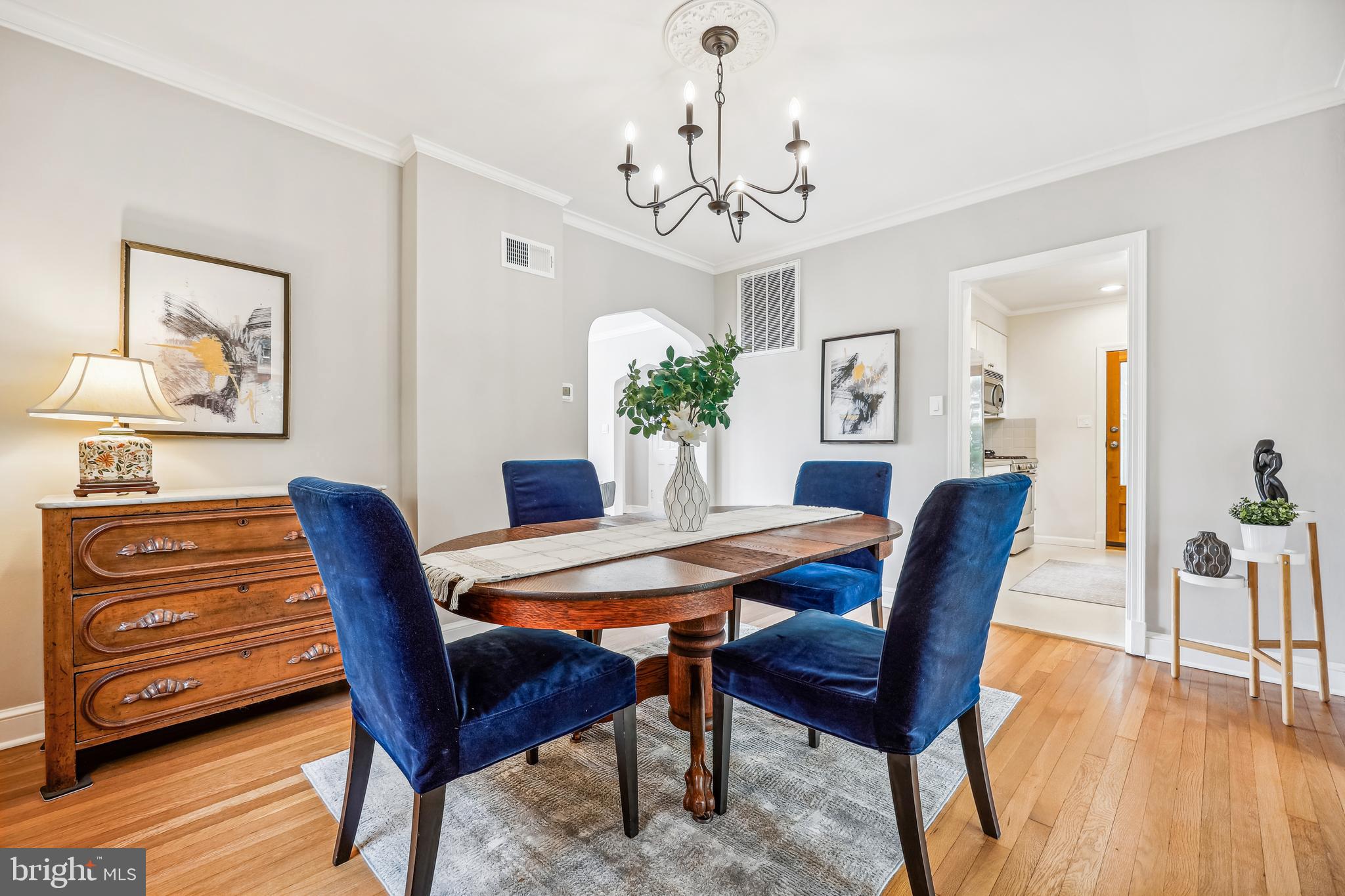 8904 Colesville Rd
