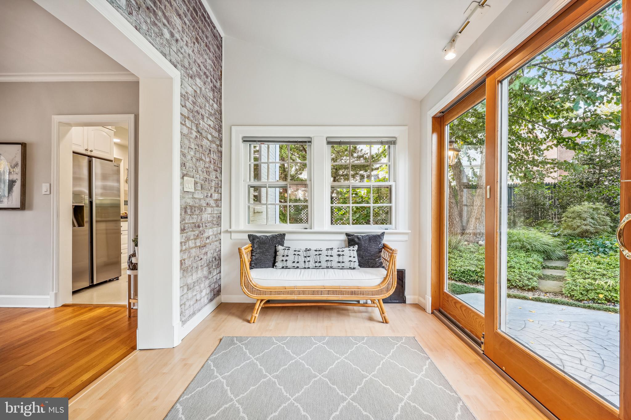 8904 Colesville Rd