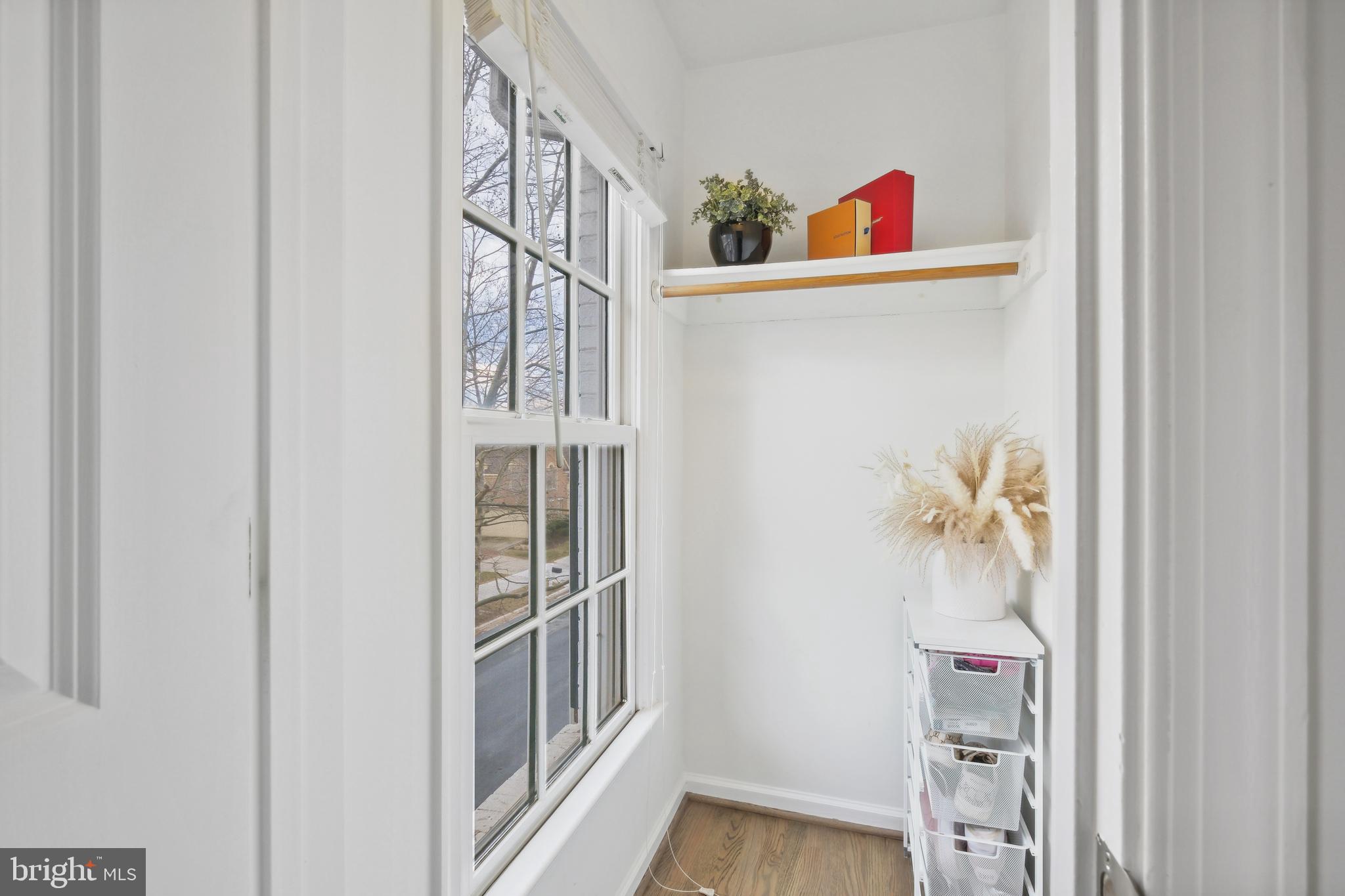 407 Oak Knoll Dr