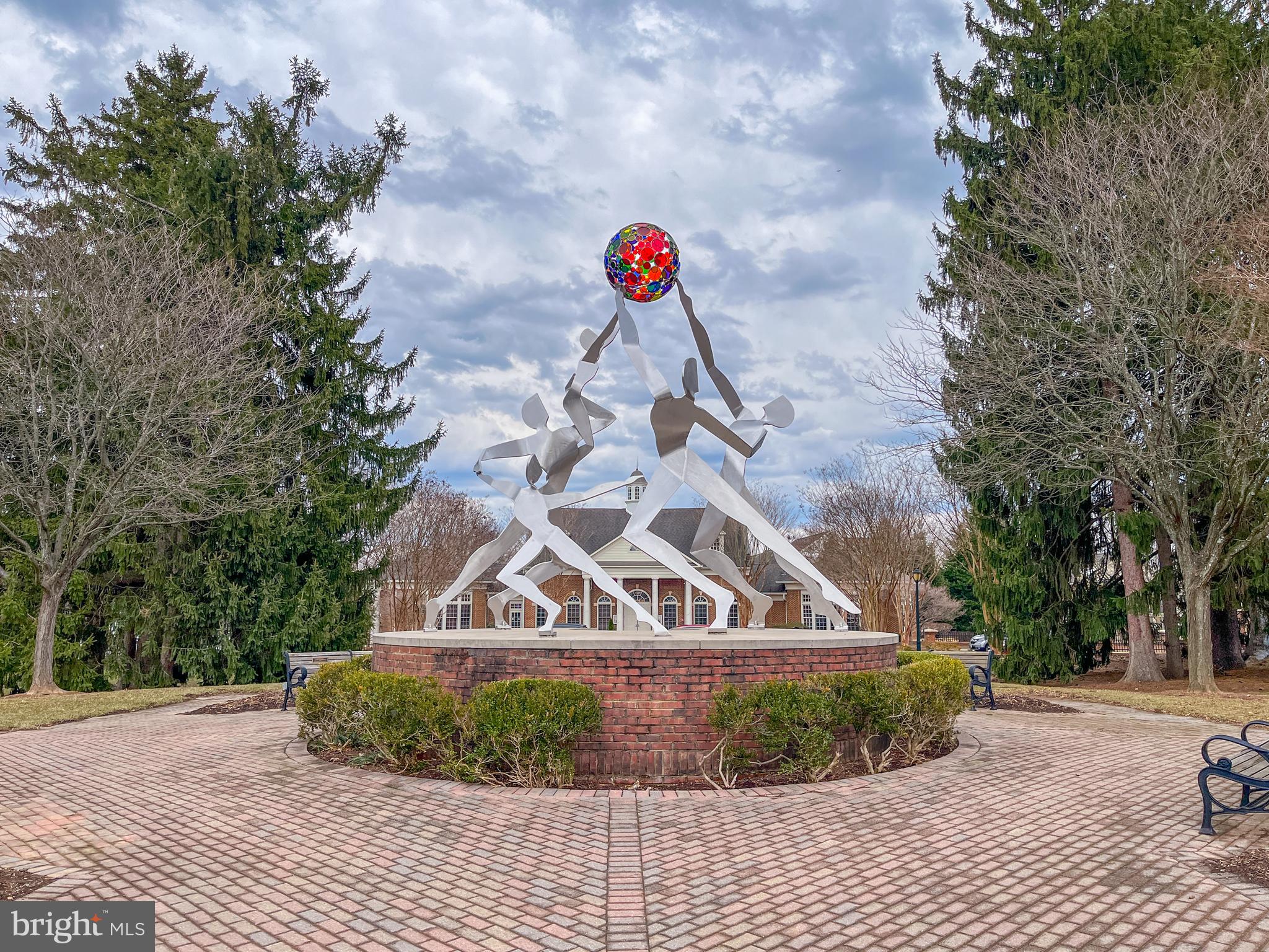 407 Oak Knoll Dr