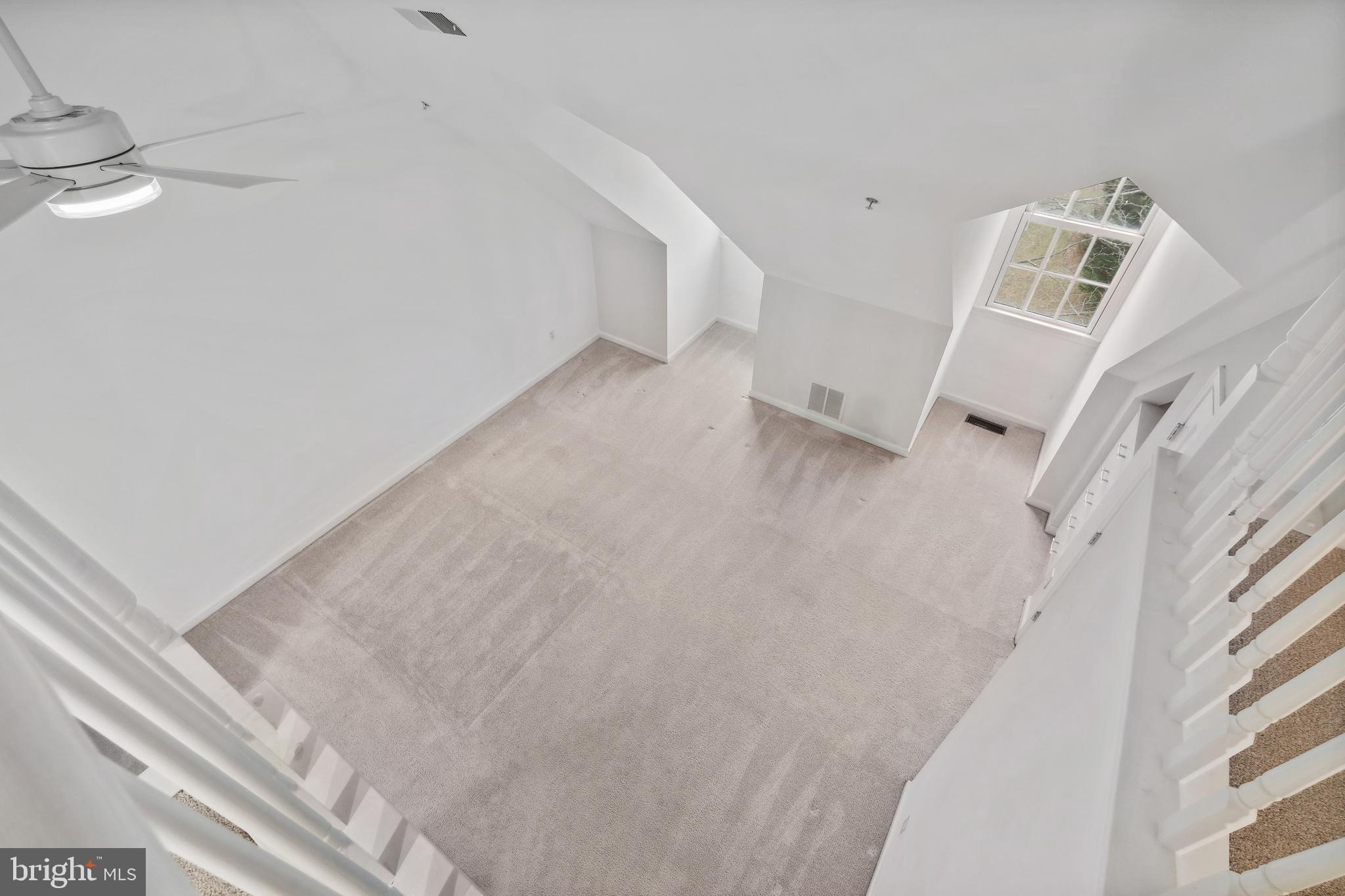 407 Oak Knoll Dr
