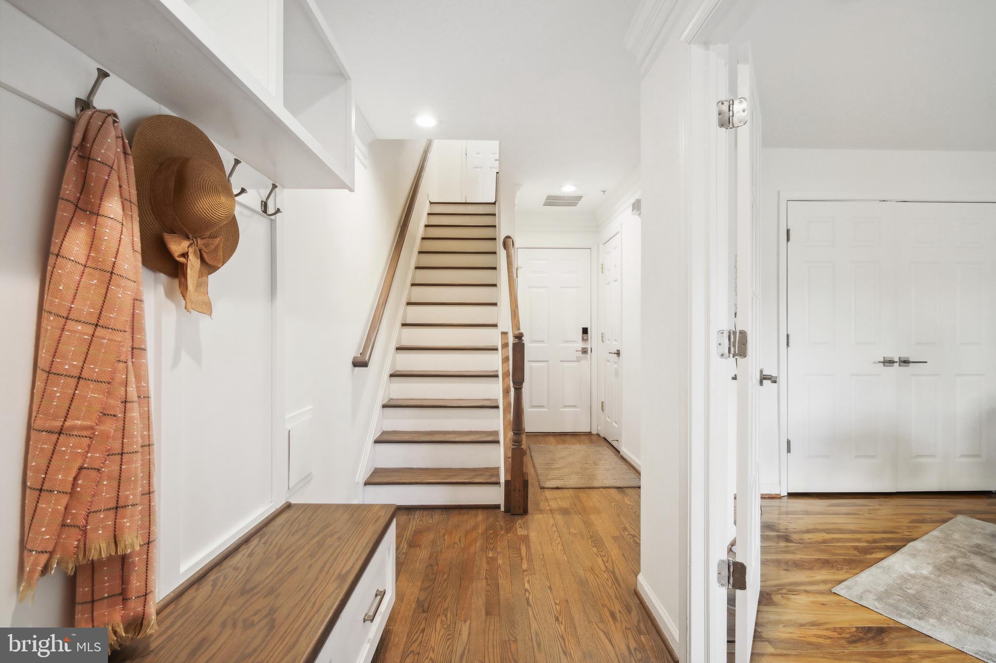 407 Oak Knoll Dr