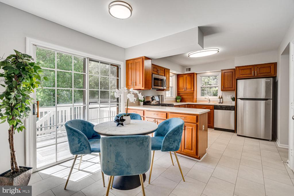 1 COLUMBIA COURT