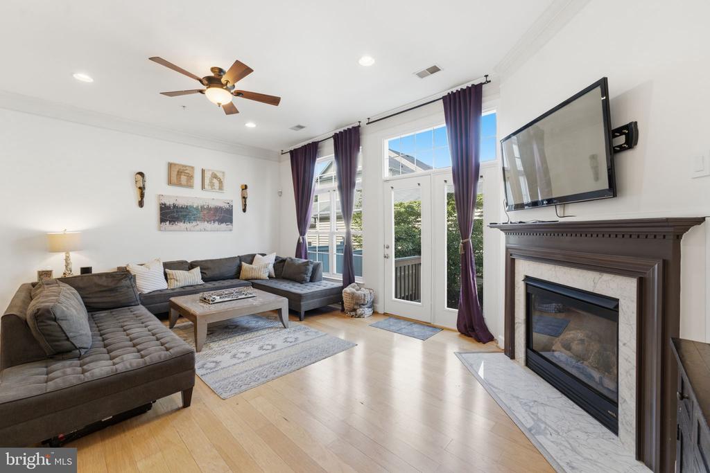 12805 CLARKSBURG SQUARE ROAD