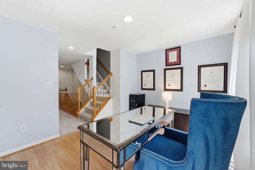 12805 CLARKSBURG SQUARE ROAD