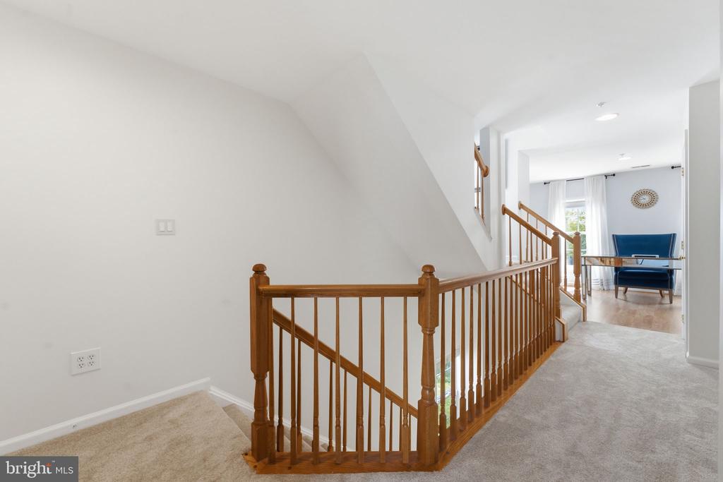 12805 CLARKSBURG SQUARE ROAD