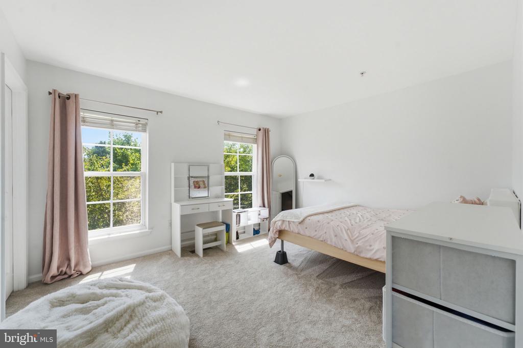 12805 CLARKSBURG SQUARE ROAD