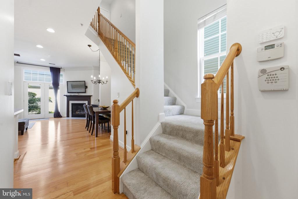 12805 CLARKSBURG SQUARE ROAD