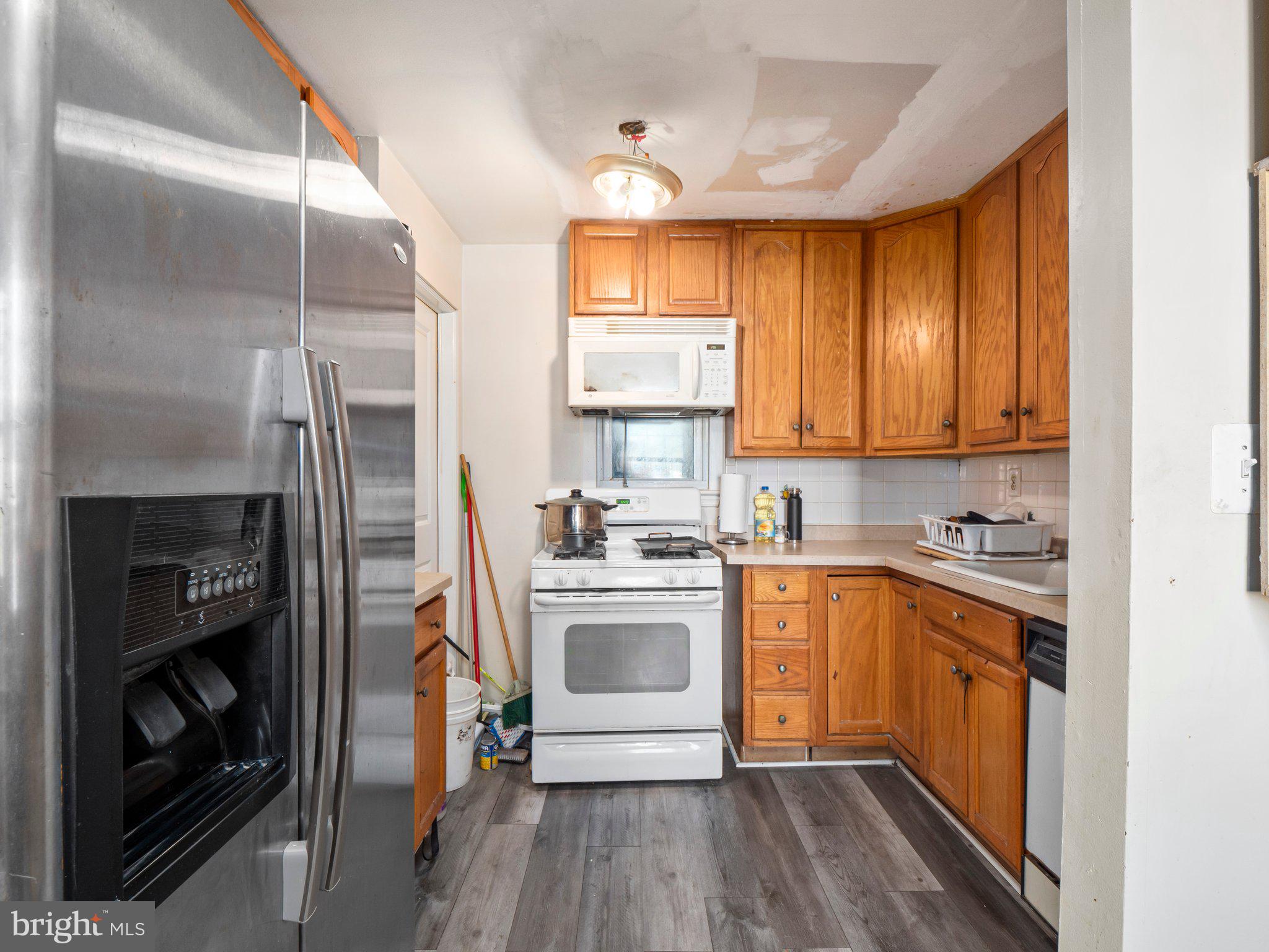 5007 EDGEWOOD ROAD