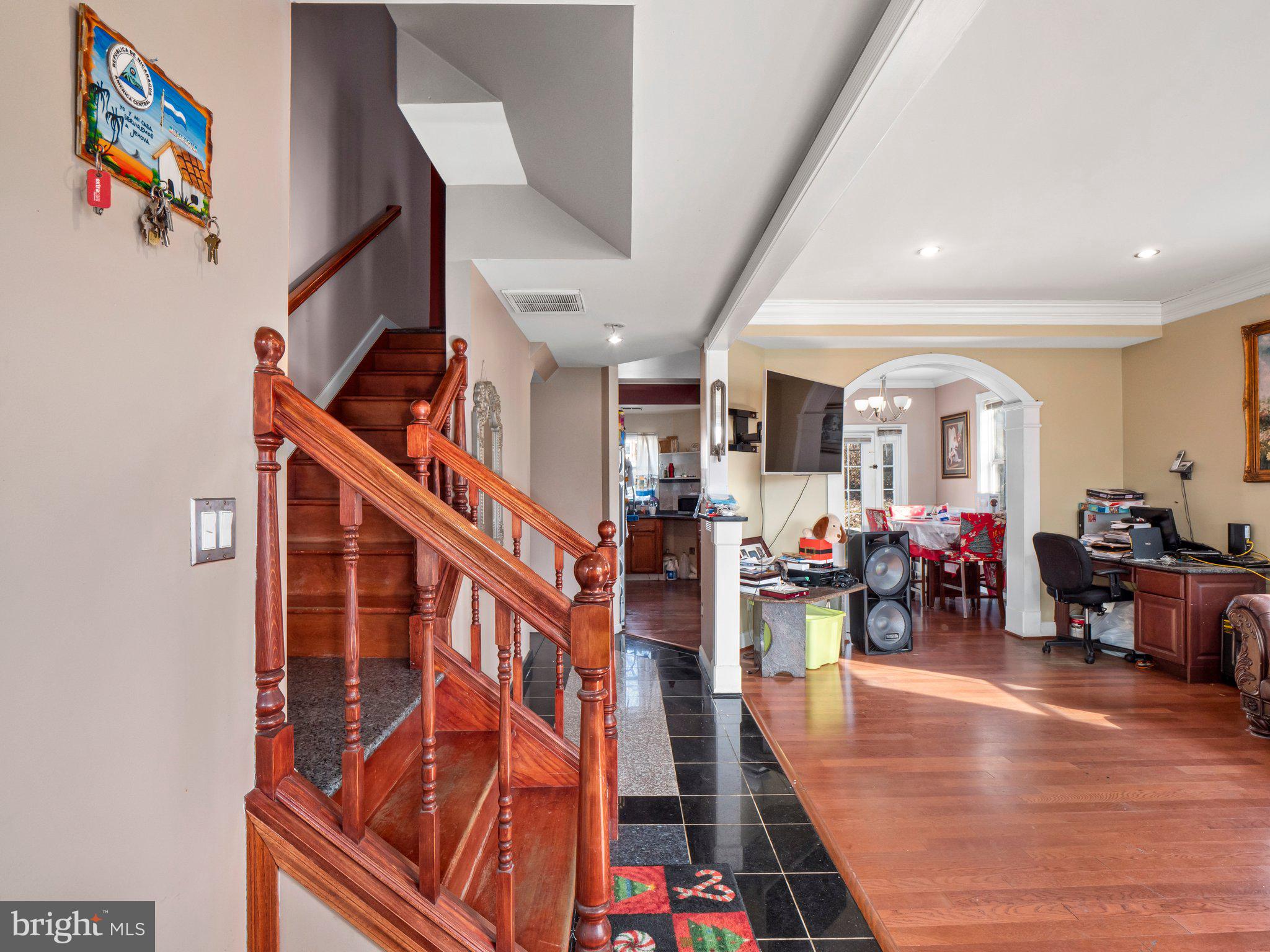 5007 EDGEWOOD ROAD