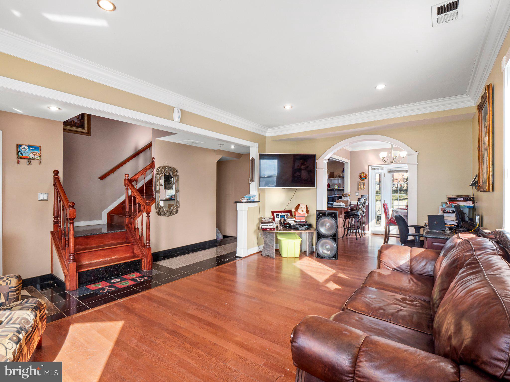 5007 EDGEWOOD ROAD