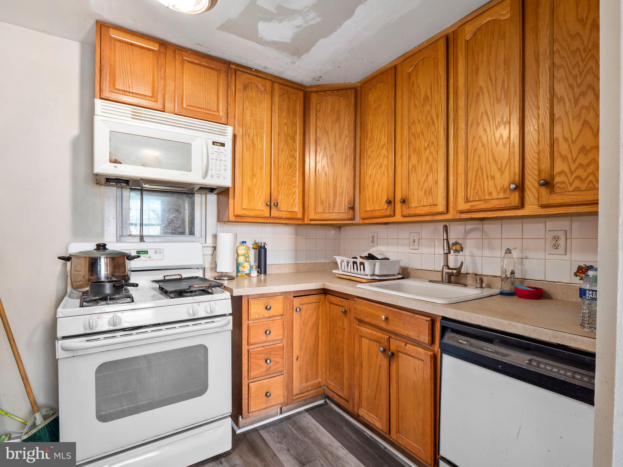 5007 EDGEWOOD ROAD