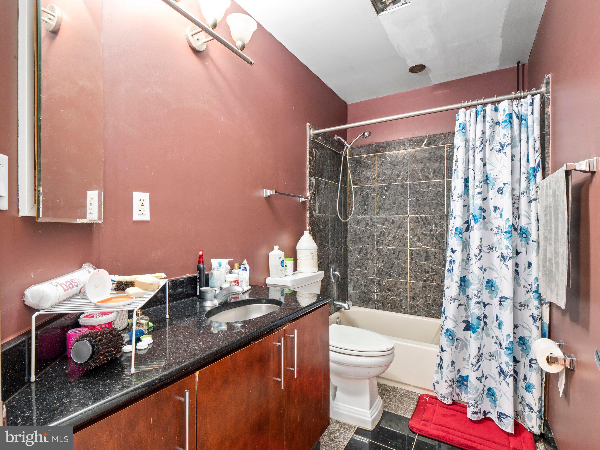 5007 EDGEWOOD ROAD