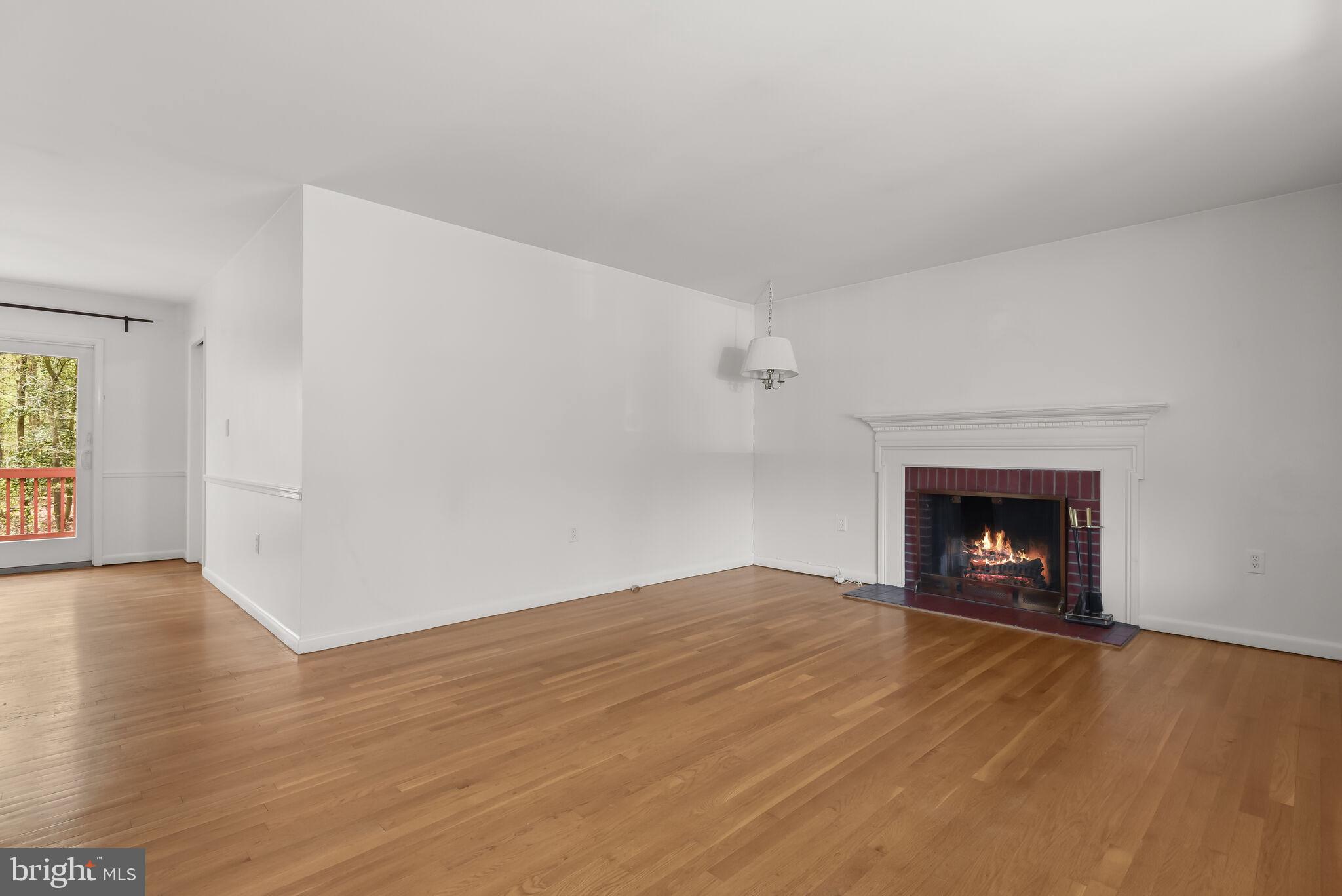 9216 Saint Andrews Pl