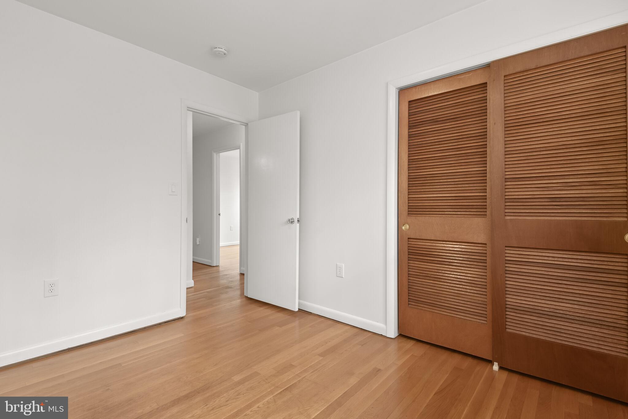 9216 Saint Andrews Pl