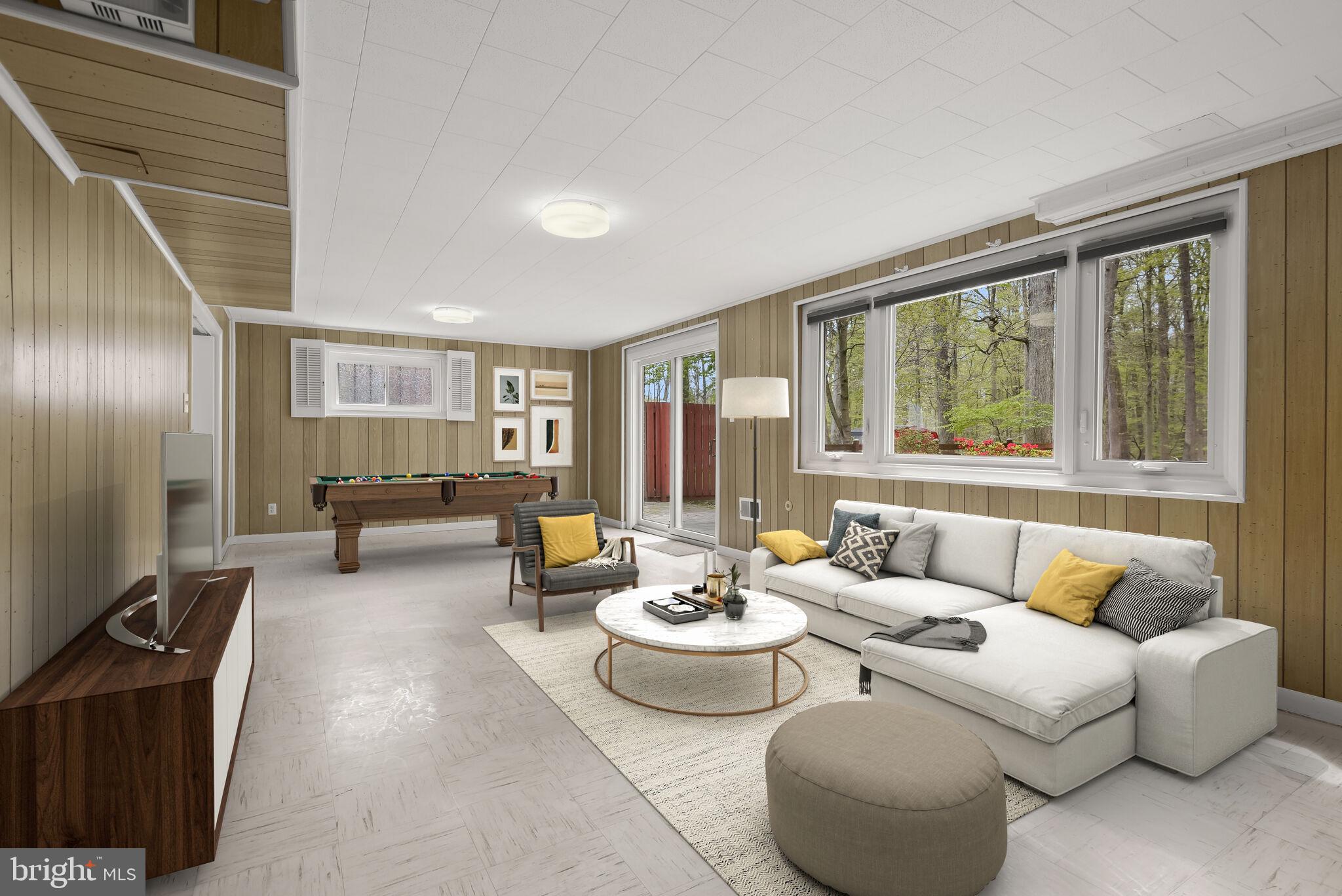 9216 Saint Andrews Pl