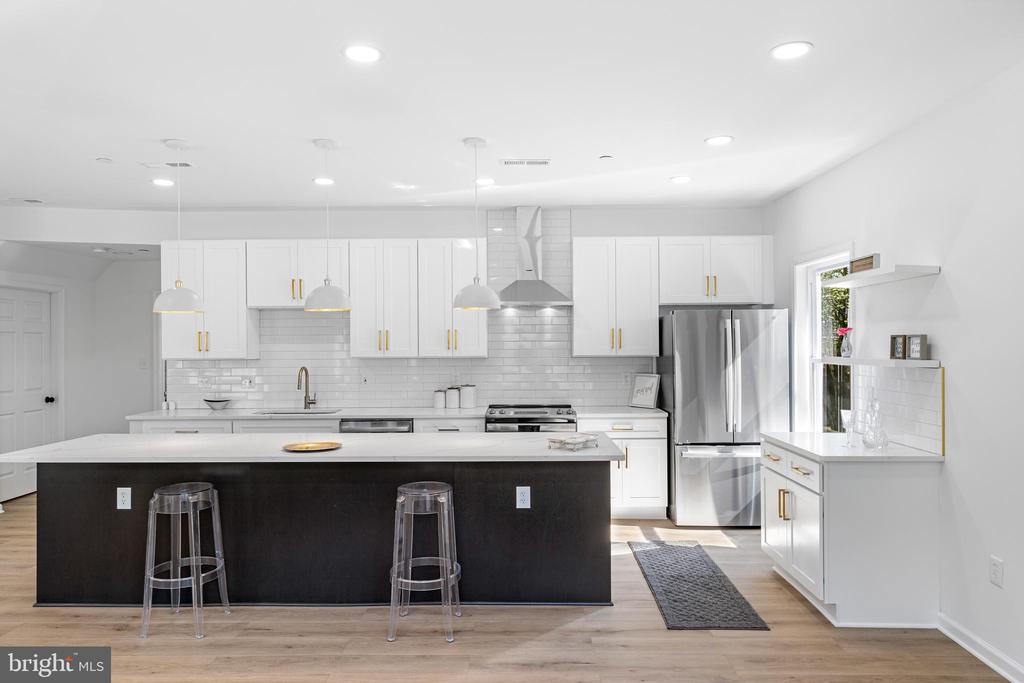 5114 Kennebunk Ter