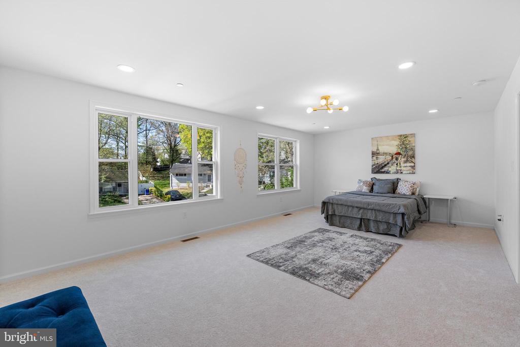 5114 Kennebunk Ter