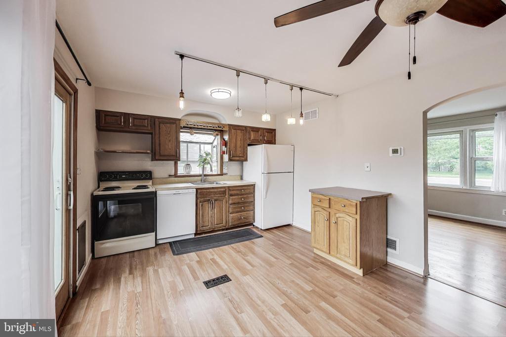 4611 Powder Mill Rd