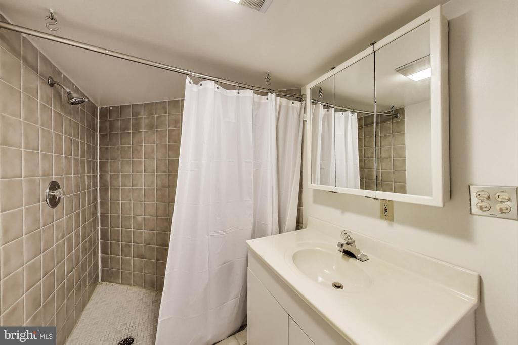 4611 Powder Mill Rd