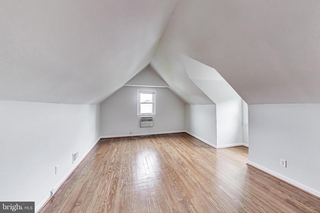 4611 Powder Mill Rd