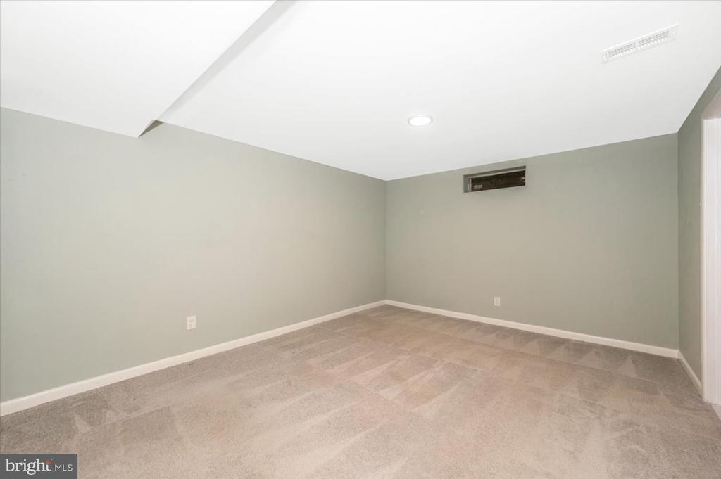 2208 Muskogee