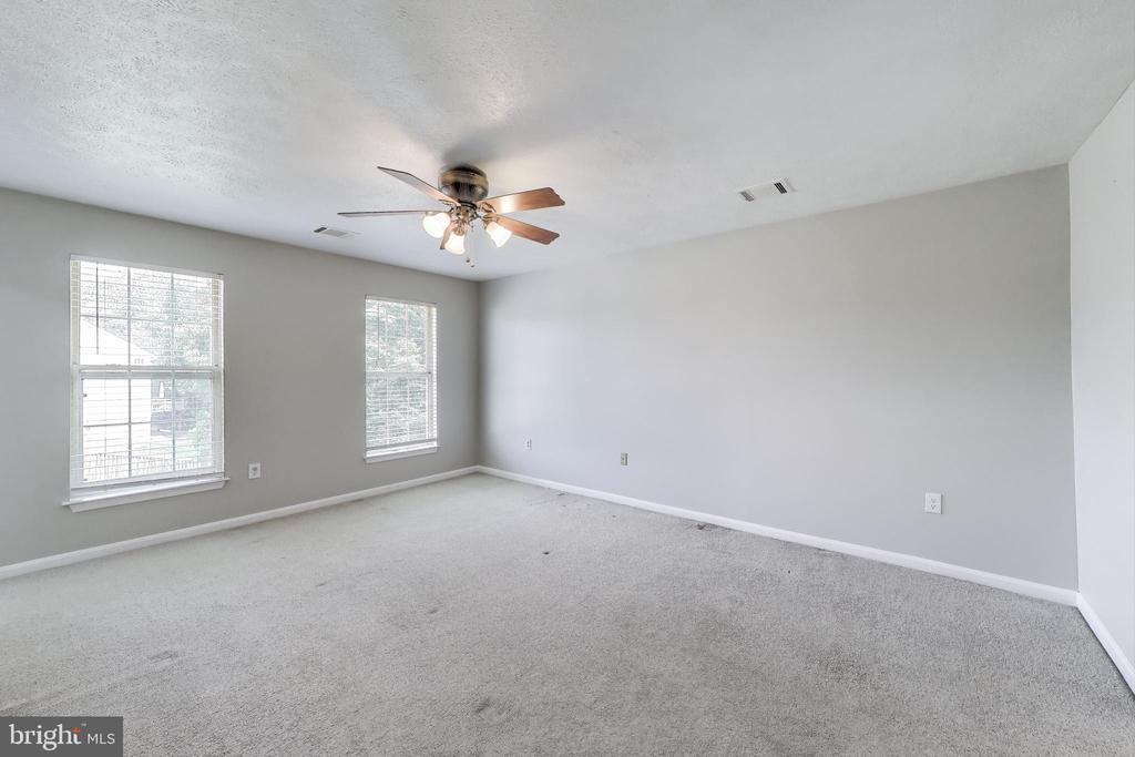 3608 Willow Ridge Ct