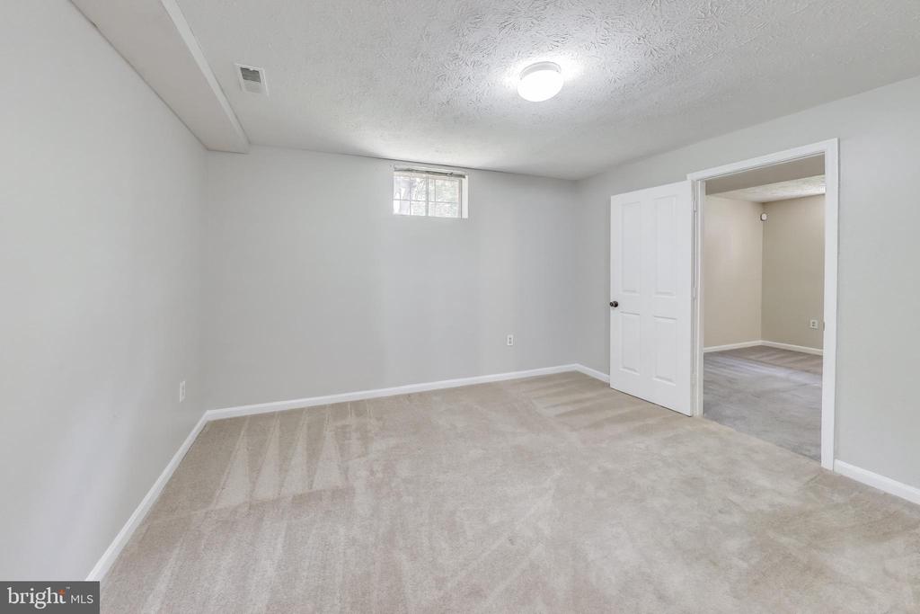 3608 Willow Ridge Ct
