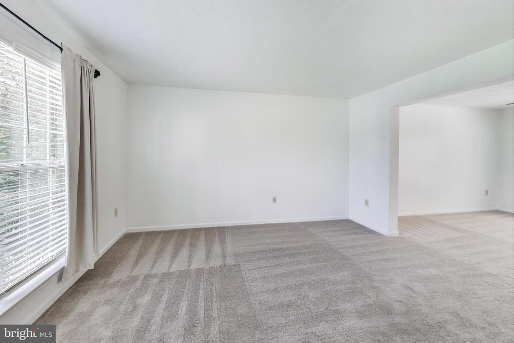 3608 Willow Ridge Ct