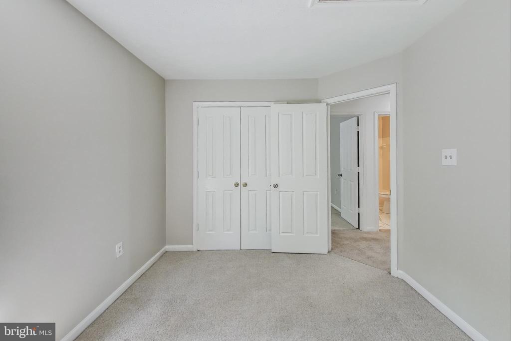 3608 Willow Ridge Ct