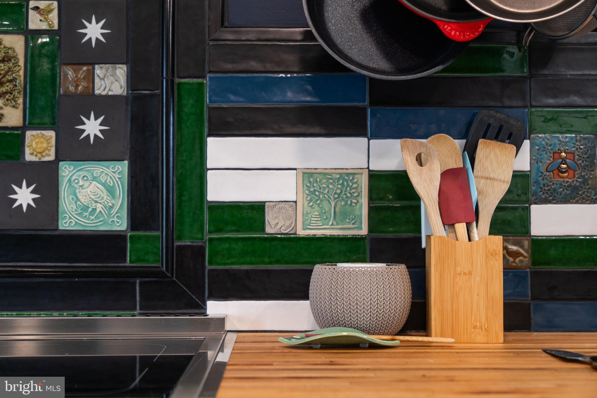 4702 LONGFELLOW STREET