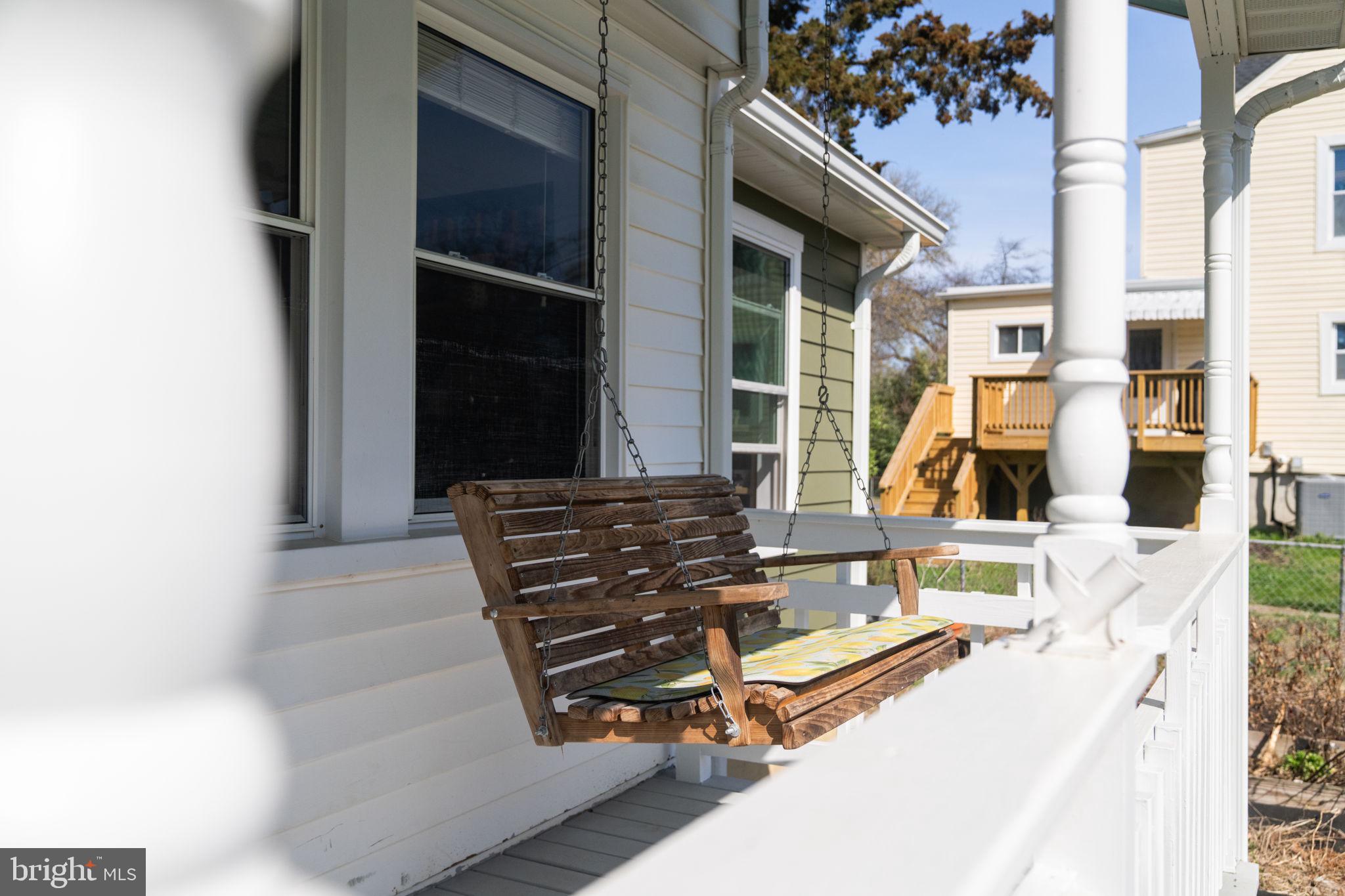 4702 LONGFELLOW STREET