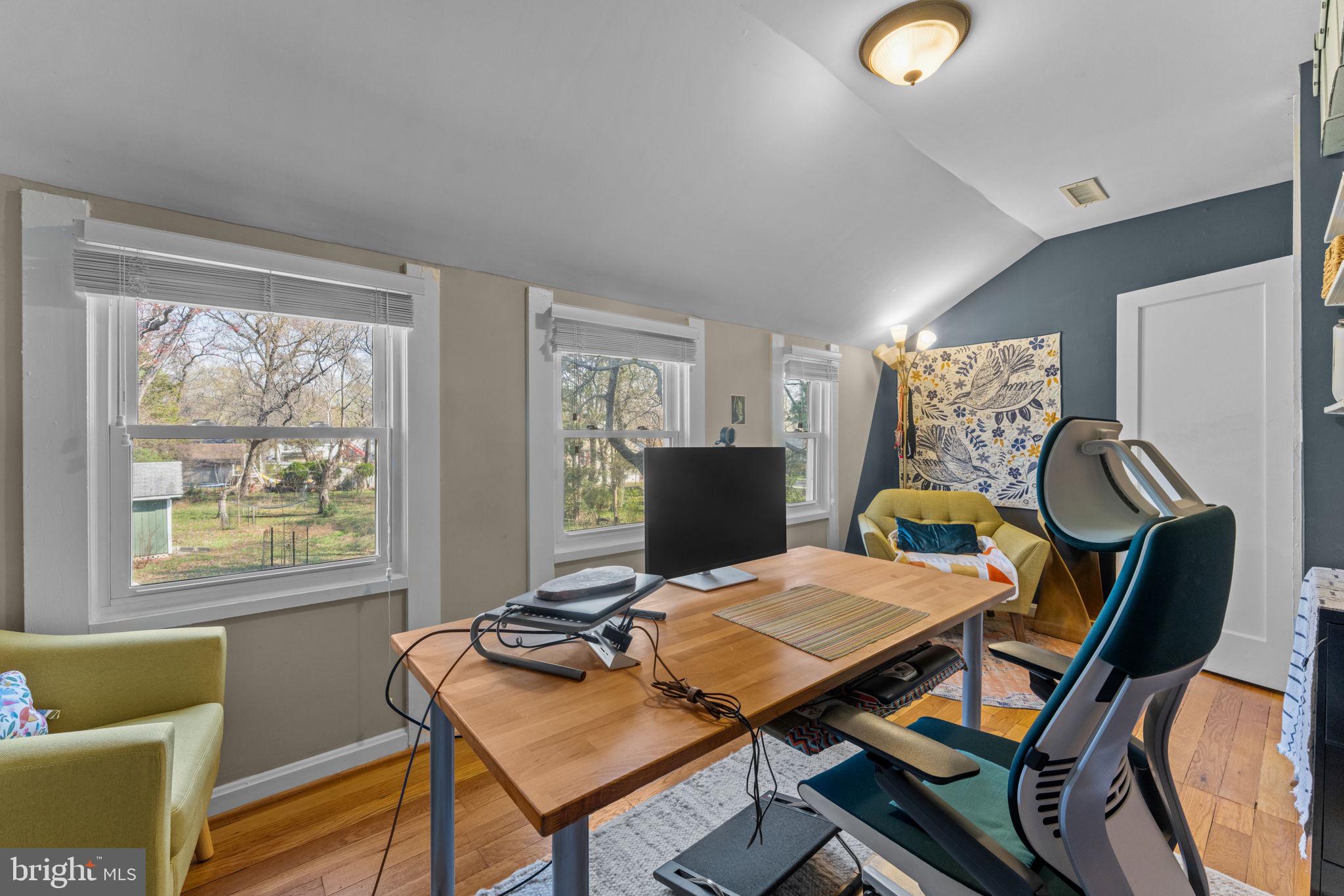 4702 LONGFELLOW STREET