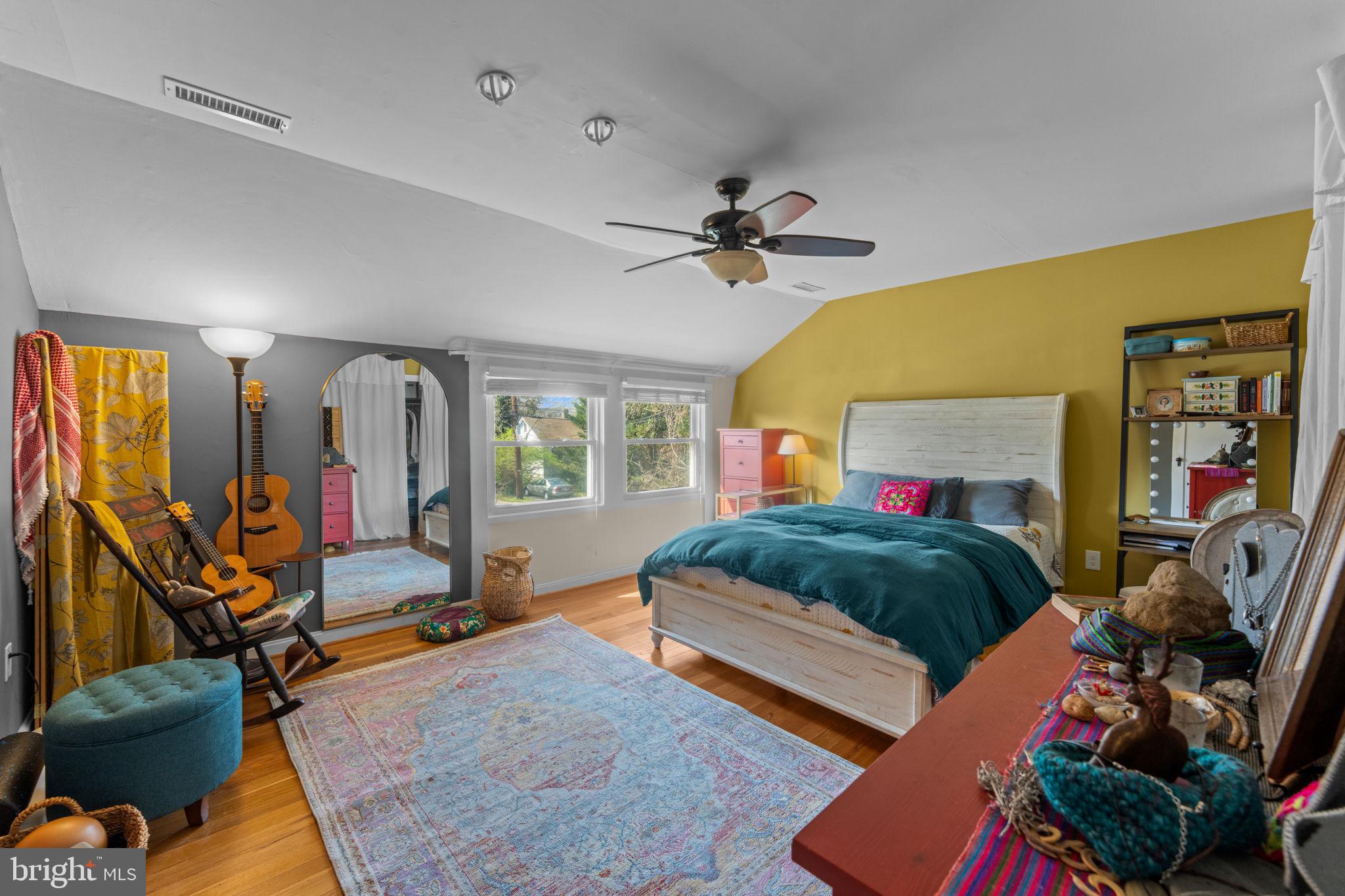 4702 LONGFELLOW STREET