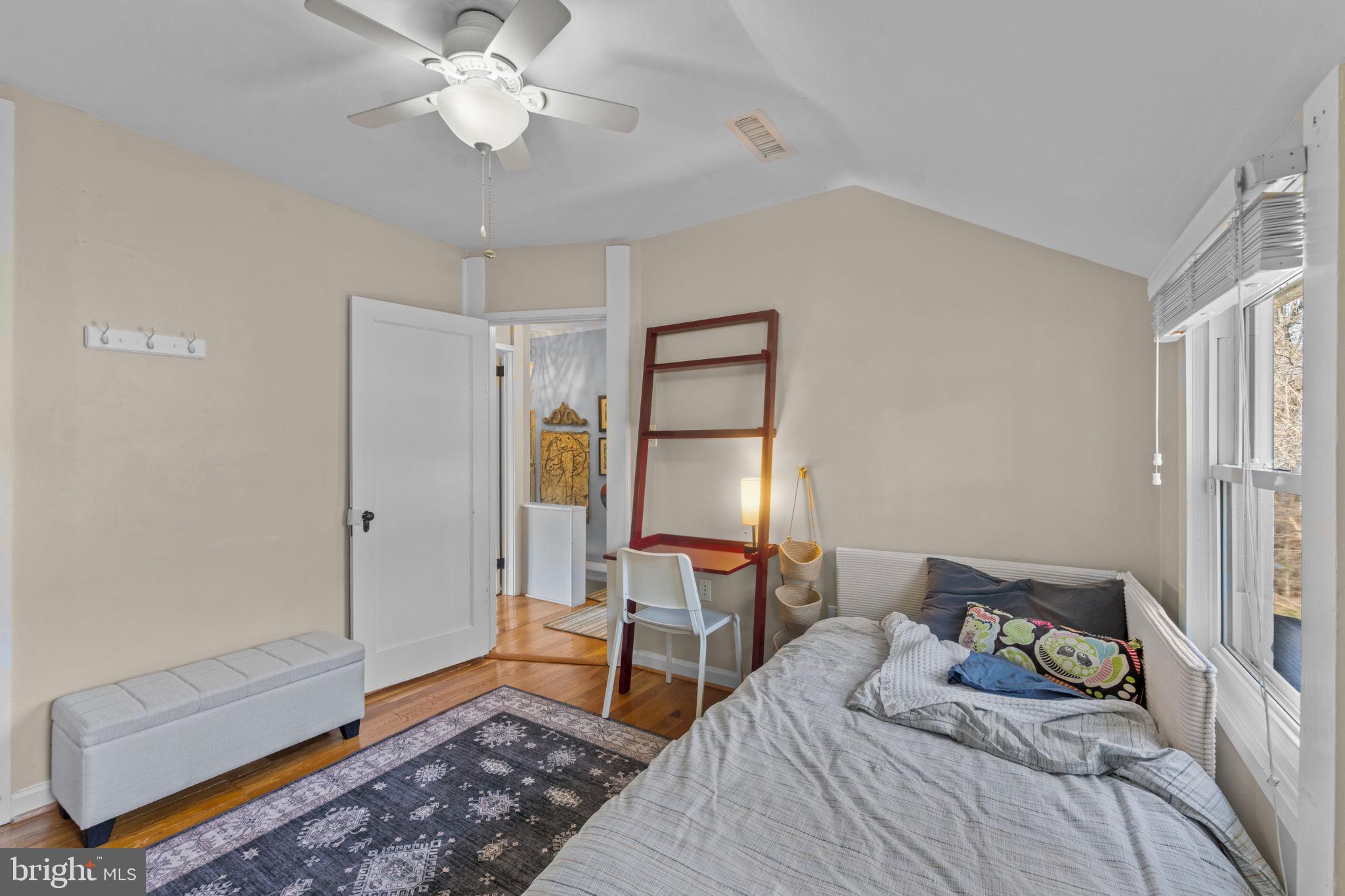 4702 LONGFELLOW STREET