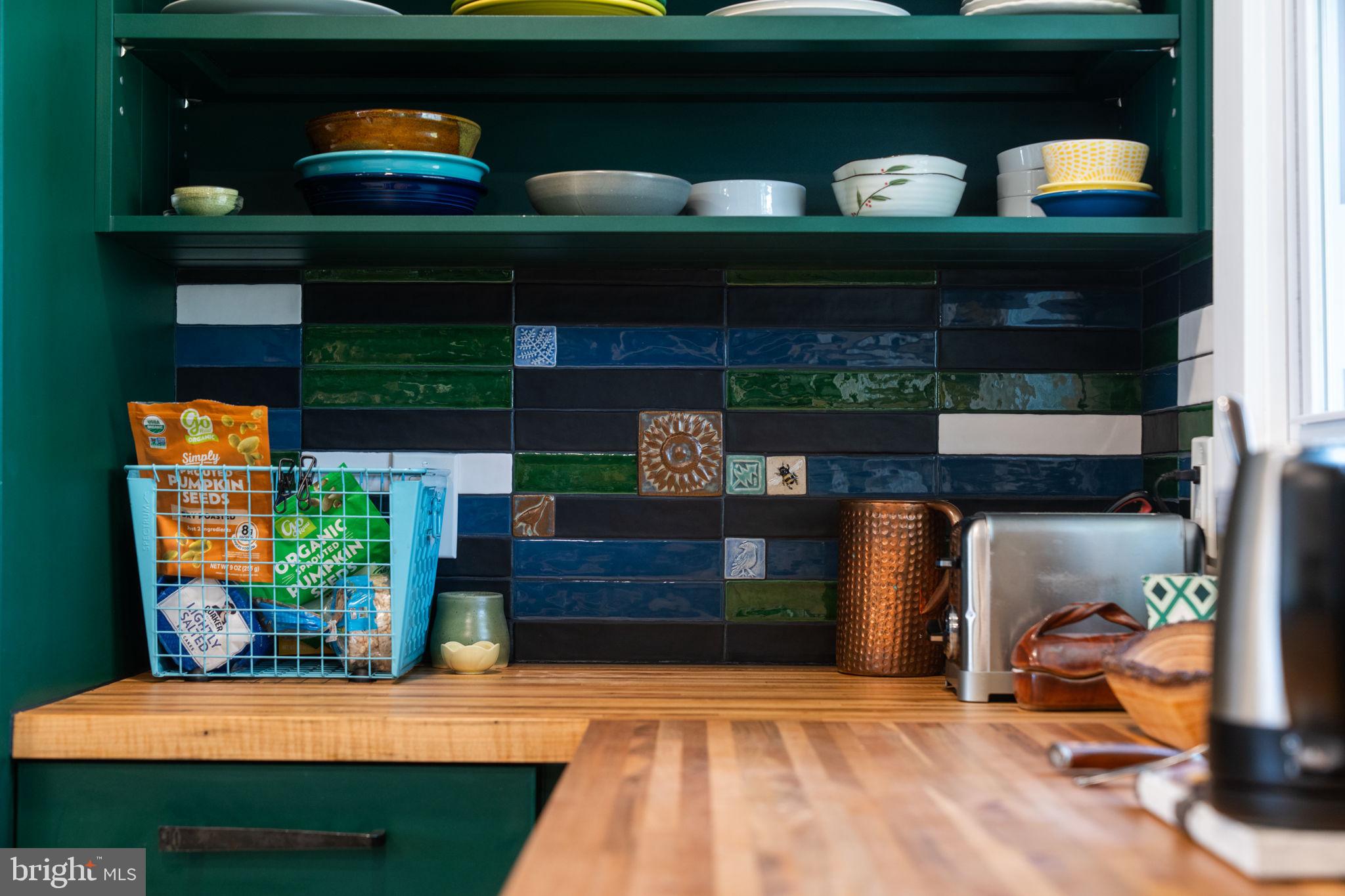 4702 LONGFELLOW STREET