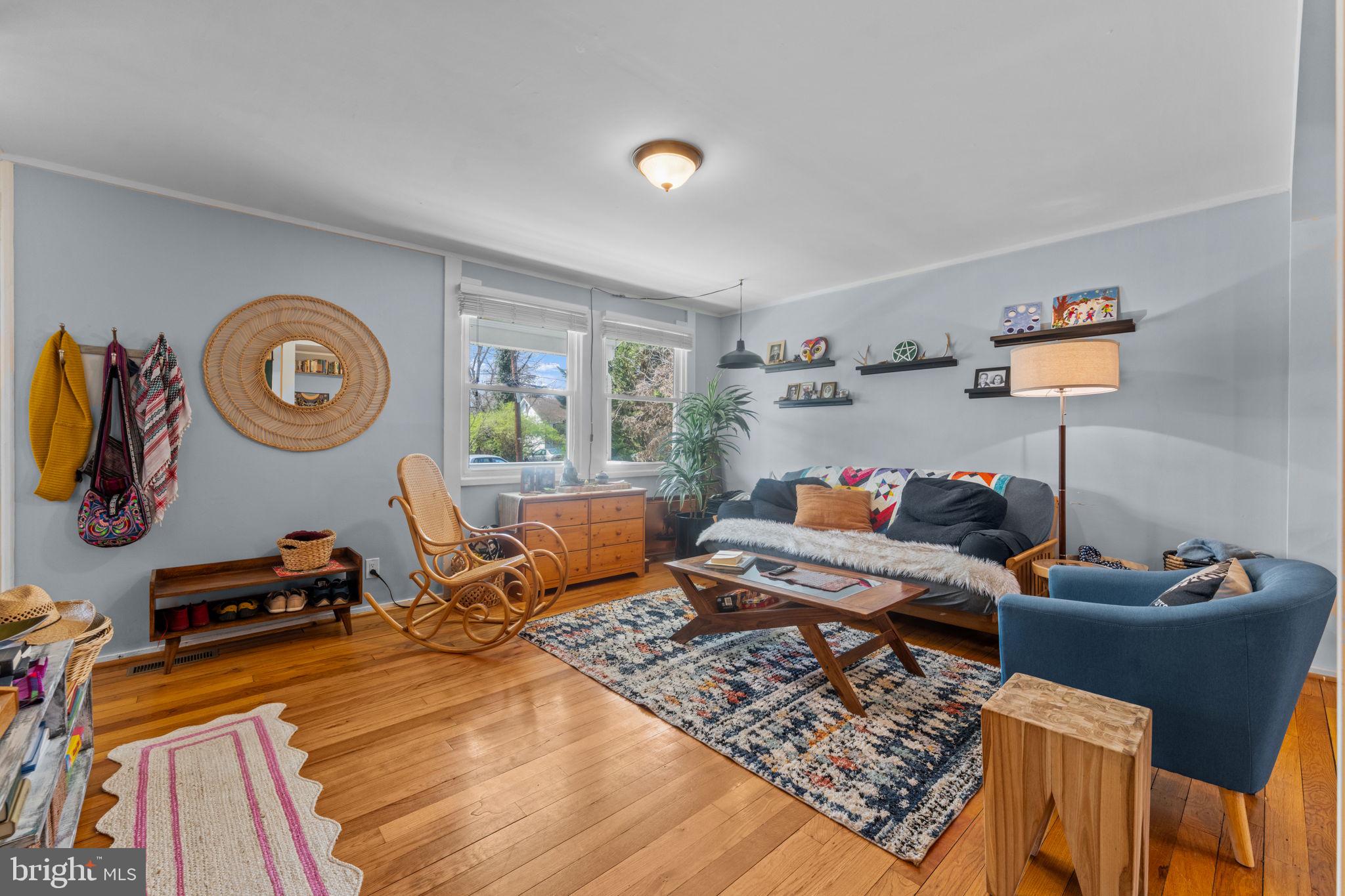 4702 LONGFELLOW STREET