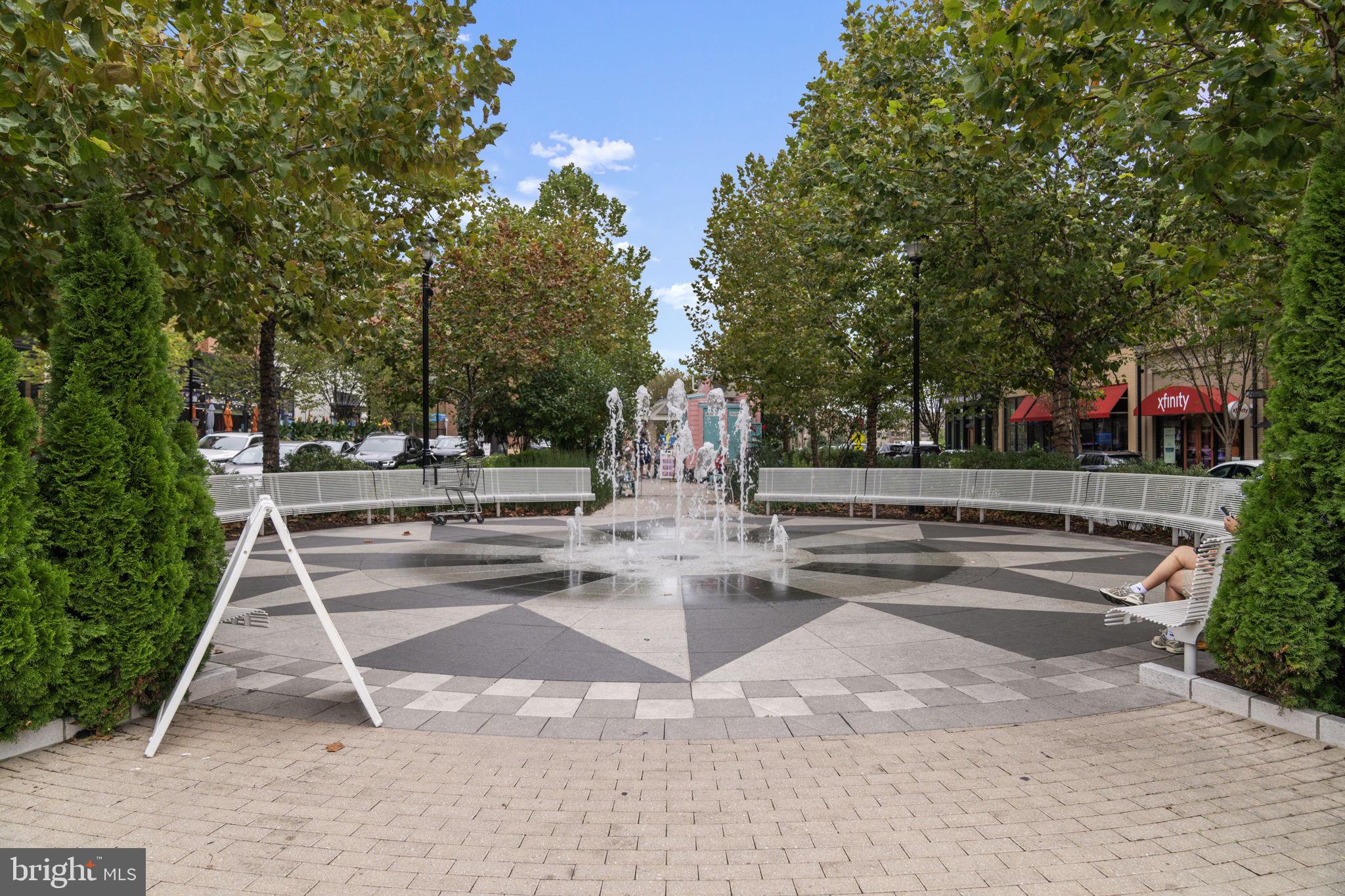 4702 LONGFELLOW STREET